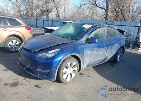 2021 Tesla Model Y Long Range Dual Motor All-Wheel Drive from USA, damaged, VIN 5YJYGDEE4MF161419